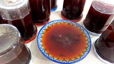 Confitures : Coupelle de confiture aux restes de sangria et fruits
