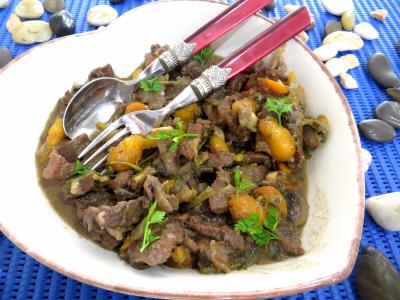 Viandes : Saladier de boeuf aux carottes