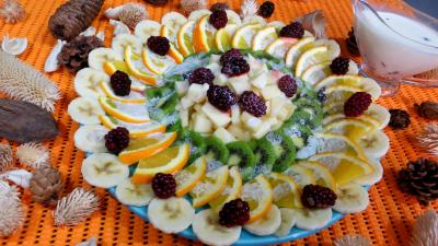 Recettes sans oeufs : assiette de kiwis