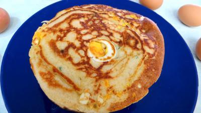 Chandeleur : Assiette de blinis aux oeufs