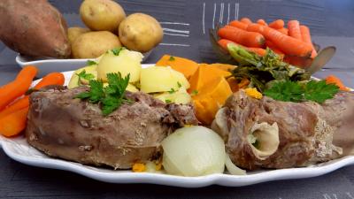 Abats : Pot au feu de langue de porc