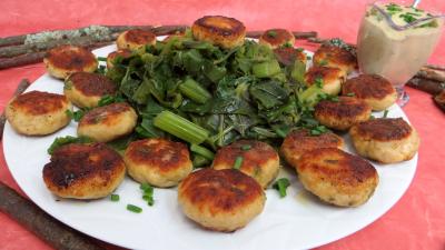 Volailles et gibiers : Assiette de boulettes de dinde avec blette à la vapeur