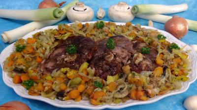 plat complet : Plat de tranches de gigot aux carottes