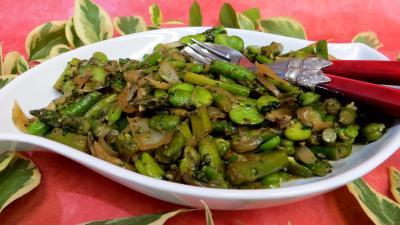 asperge : Poêlée d'asperges et fèves