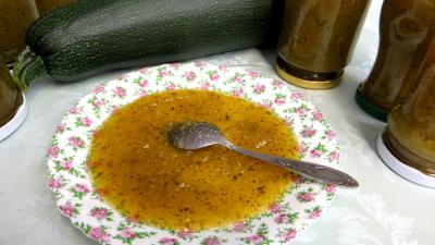 Confitures : Coupelle de confiture de courgettes