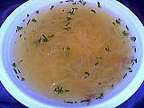 Image : Assiette de consommé de langue de veau