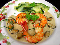 Image : recette Gambas à la crème d'oignons et au Madère