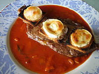 Contre-filet de boeuf : Assiette de contre-filets au fromage de chèvre
