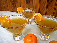 cocktail au thé au bourbon et à la menthe