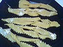 Pâte à bugnes nouée
