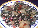 tabasco : Assiette de salade aux pignons