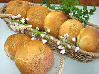 Recette Petits pains farcis à l'oignon et aillettes