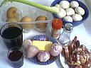 Ingrédients pour la recette : Oeufs au vin rouge et champignons
