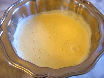 Photo : Saladier de crème anglaise