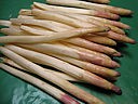 éplucher l'asperge
