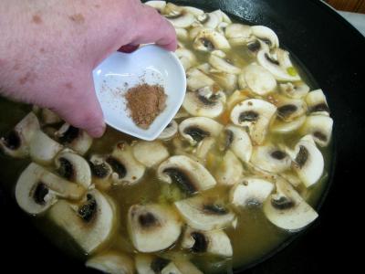 Velouté de cèpes à la landaise et son béret - 23.3