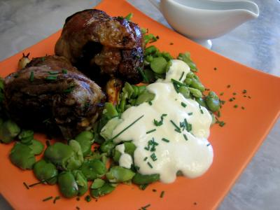 Recette Assiette de souris d'agneau aux fèves et au parmesan