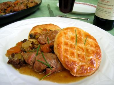 veau : Assiette de feuilletés de ris de veau et champignons