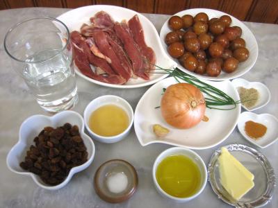 Ingrédients pour la recette : Aiguillettes de canard aux mirabelles