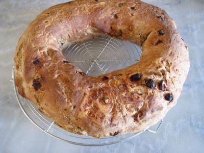 Couronne aux châtaignes, noix et raisins secs - 11.3