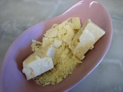 Ingrédients pour la recette : Parmesan en larmes