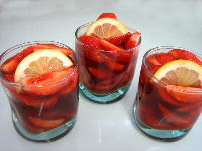 Fraises au vin rosé - 5.1