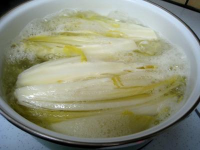 Brochettes de porc aux endives et sa sauce aux noix de cajou - 5.3