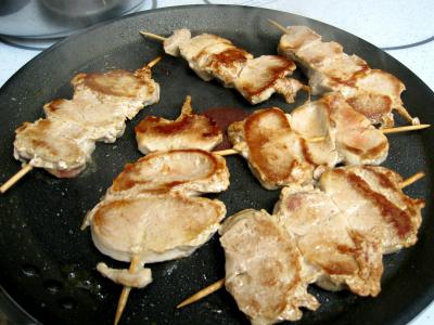 Brochettes de porc aux endives et sa sauce aux noix de cajou - 13.2