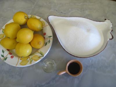 Ingrédients pour la recette : Marmelade de citron à la vanille