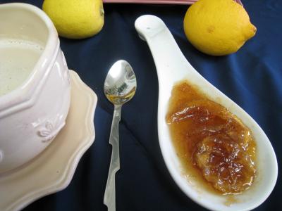 sucre cristallisé : Coupelle de marmelade de citron à la vanille