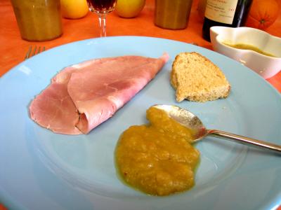 Au micro-ondes : Assiette du chutney aux pommes