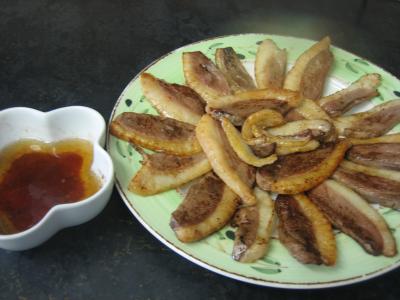 Crème d'asperges aux gésiers confits et magret à la landaise - 12.2
