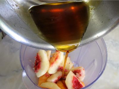 Gâteau au chocolat et son coulis de melon et pêches - 16.1