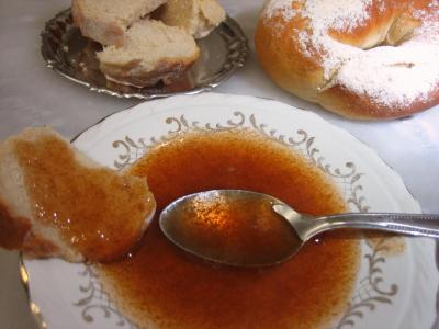 sucre : Coupelle de gelée de prunes au gingembre
