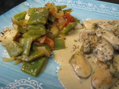haricots plats : Assiette de moules crèmées aux haricots plats