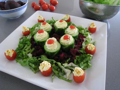 Pâques : Plat de concombre farci au nid de Pâques