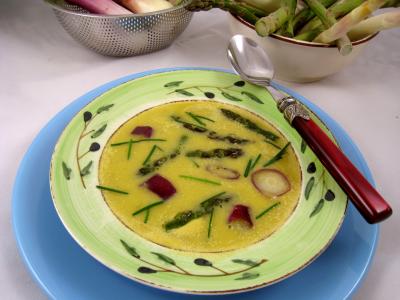 Cuisine diététique : Assiette de crème d'ognasses et asperges
