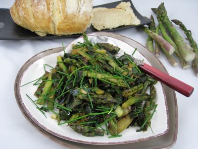 Image : recette Sauté d'asperges, de chou et d'ognasses