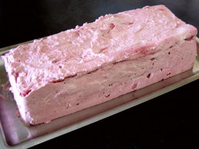 Démoulage de la terrine de fraise