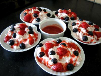 Mousse aux fraises et aux myrtilles - 7.2