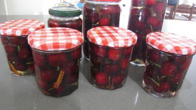 Photo : cerises à l'eau-de-vie