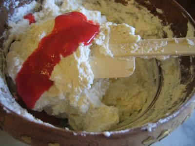 Mousse aux graines de tournesol et son coulis de fraises - 9.2