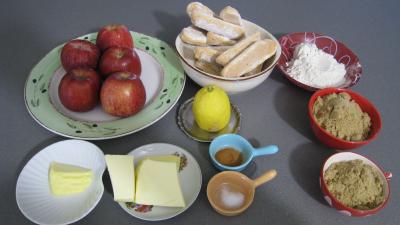 Ingrédients pour la recette : Crumble aux pommes