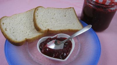 Les grands classiques : Ramequin de confiture de framboises à la vanille