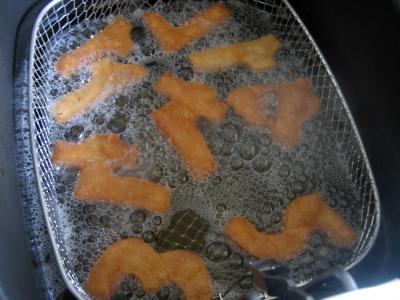 Biscuits chiffrés de mardi gras - 7.3