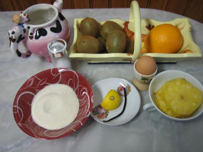 Ingrédients pour la recette : Sorbet aux kiwis et sa crème à l'ananas