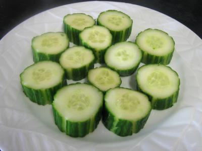 Bouchées au concombre et au roquefort - 1.2