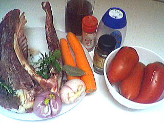 Ingrédients pour la recette : Bouillon de volaille maison