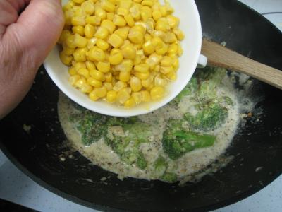 Recette Macaronis aux brocolis et maïs