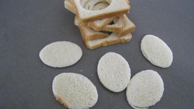 Recette Bouses de vache printanières sur canapés pour Halloween